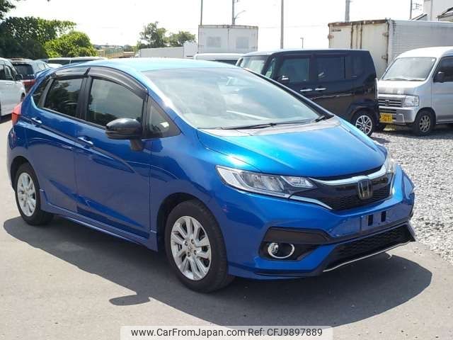 honda fit 2017 -HONDA--Fit DBA-GK3--GK3-1303178---HONDA--Fit DBA-GK3--GK3-1303178- image 1