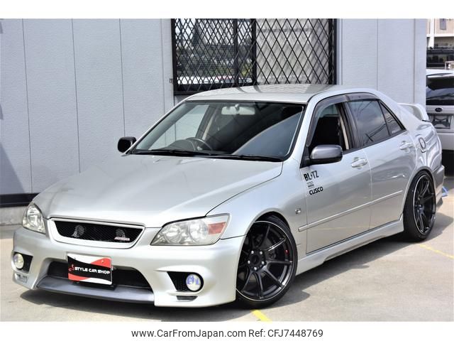 Used TOYOTA ALTEZZA 1999 CFJ7448769 in good condition for sale