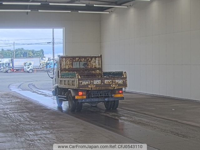 isuzu forward 2006 CFJ0543110 image 2