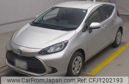 toyota aqua 2021 -TOYOTA 【香川 501ﾆ6110】--AQUA 6AA-MXPK11--MXPK11-2010923---TOYOTA 【香川 501ﾆ6110】--AQUA 6AA-MXPK11--MXPK11-2010923-