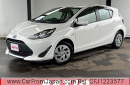 toyota aqua 2020 CARSENSOR_JP_AU6363150970
