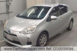 toyota aqua 2013 -TOYOTA--AQUA DAA-NHP10--NHP10-2251940---TOYOTA--AQUA DAA-NHP10--NHP10-2251940-