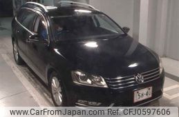 volkswagen passat-variant 2012 -VOLKSWAGEN--VW Passat Variant 3CCAX-DE041875---VOLKSWAGEN--VW Passat Variant 3CCAX-DE041875-