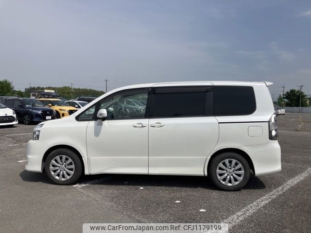 toyota voxy 2007 NIKYO_SG22037 image 2