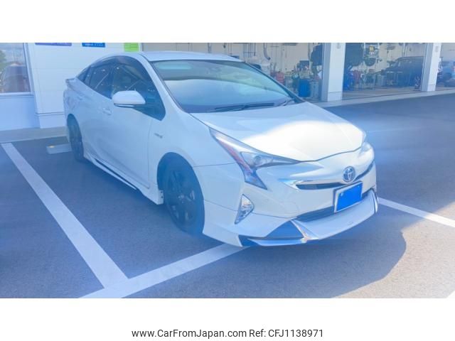 toyota prius 2017 -TOYOTA--Prius DAA-ZVW50--ZVW50-6096165---TOYOTA--Prius DAA-ZVW50--ZVW50-6096165- image 1