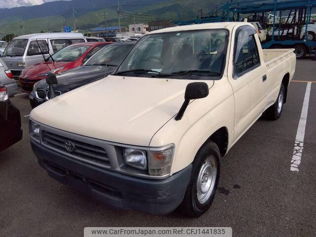 toyota hilux 2000 GOO_NET_EXCHANGE_1300047A20250620D003 image 1