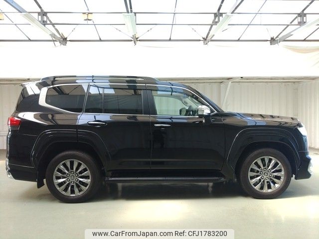toyota land-cruiser 2023 CFJ1783200 image 2