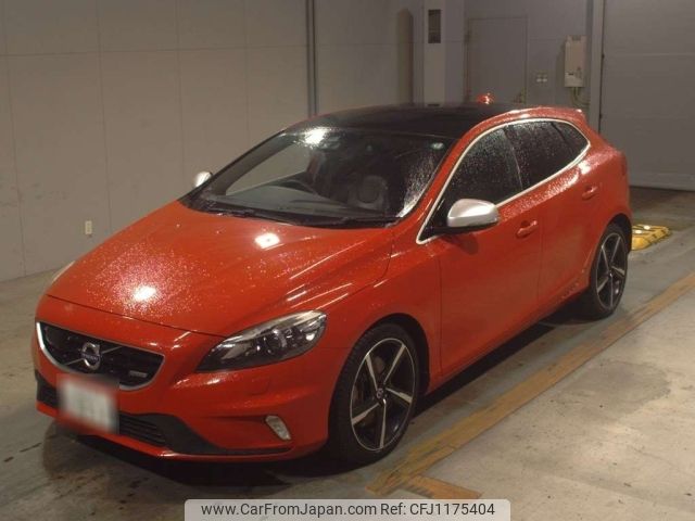 volvo v40 2015 -VOLVO--Volvo V40 MB420-YV1MV402DF2203871---VOLVO--Volvo V40 MB420-YV1MV402DF2203871- image 1