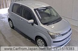 toyota spade 2013 CFJ1519383