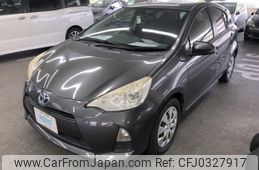 toyota aqua 2012 AF-NHP10-2139234