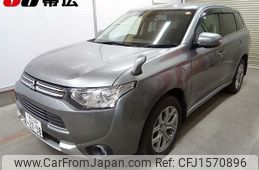mitsubishi outlander-phev 2014 CFJ1570896
