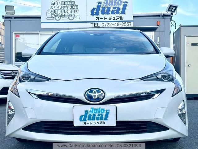 toyota prius 2016 quick_quick_ZVW50_ZVW50-6026996 image 2