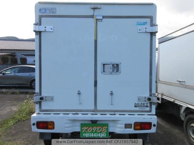 daihatsu hijet-truck 2011 CFJ1857942 image 2
