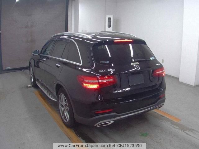 mercedes-benz glc-class 2016 CFJ1523590 image 2
