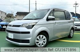 toyota spade 2013 CFJ1671896