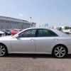 toyota crown 2004 646828-N2025040236F-24 image 5