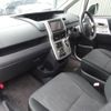 toyota noah 2010 CFJ6628209 image 8