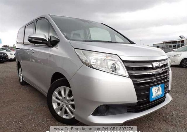 toyota noah 2016 CFJ1807276 image 1