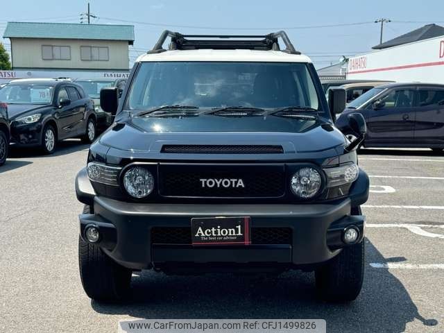 toyota fj-cruiser 2016 536 image 2