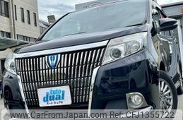 toyota esquire 2016 quick_quick_ZWR80G_ZWR80-0231018