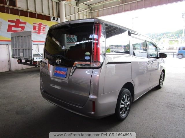 toyota esquire 2020 CFJ1694893 image 2