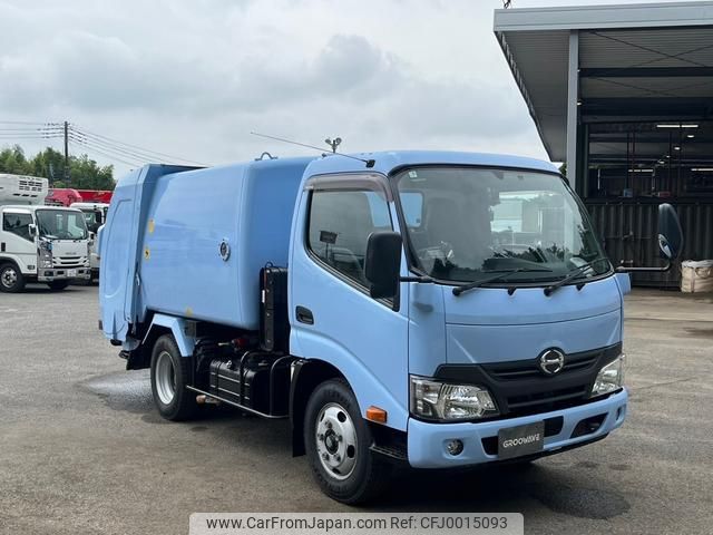 hino dutro 2017 GOO_NET_EXCHANGE_0541786A30240717W004 image 2