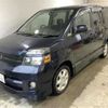 toyota voxy 2005 CFJ1730774 image 1