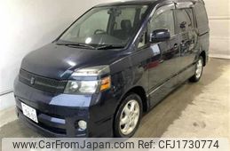 toyota voxy 2005 CFJ1730774