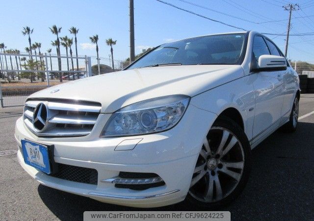 mercedes-benz c-class 2011 REALMOTOR_Y2024030202F-12 image 1