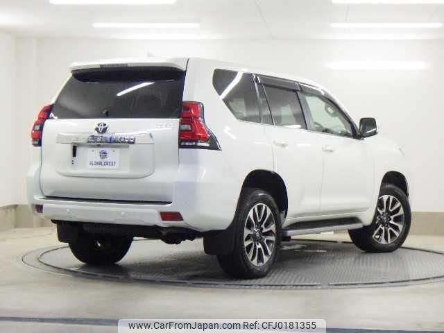 toyota land-cruiser-prado 2023 quick_quick_3DA-GDJ151W_GDJ151-0014171 image 2