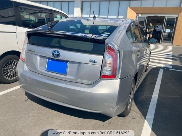 toyota prius 2012 CFJ1516290 image 2