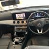 mercedes-benz e-class 2018 quick_quick_DBA-213043C_432A02591 image 5