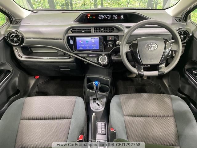 toyota aqua 2017 CFJ1792768 image 2