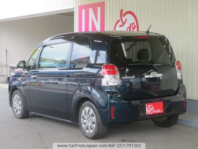 toyota spade 2017 CFJ1791262 image 2