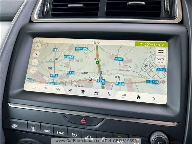 jaguar e-pace 2018 CFJ1819396 image 2