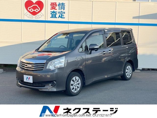 toyota noah 2012 CFJ1521617 image 1