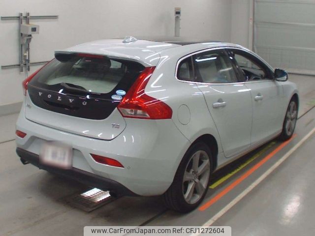 volvo v40 2013 -VOLVO--Volvo V40 MB4164T-YV1MV485BD2023587---VOLVO--Volvo V40 MB4164T-YV1MV485BD2023587- image 2