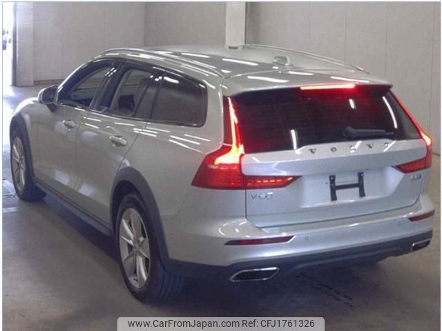 volvo v60 2022 CFJ1761326 image 2
