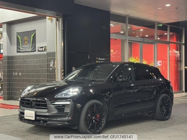porsche macan 2022 CFJ1745141 image 1