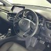 toyota c-hr 2017 CFJ1168825 image 8