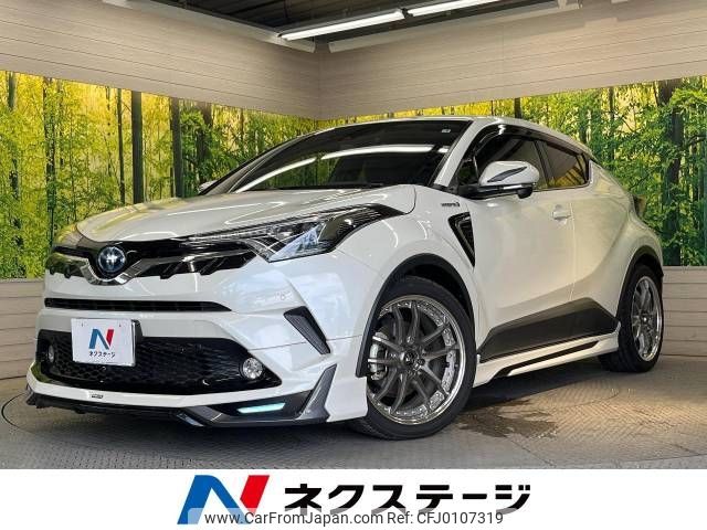 toyota c-hr 2017 -TOYOTA--C-HR DAA-ZYX10--ZYX10-2082442---TOYOTA--C-HR DAA-ZYX10--ZYX10-2082442- image 1