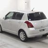 suzuki swift 2005 CFJ1467321 image 2