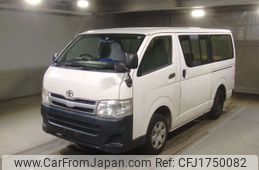 toyota regiusace-van 2013 CFJ1750082