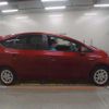 toyota prius-α 2018 CFJ1843084 image 8