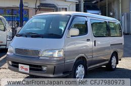 toyota-hiace-wagon-1996-4540-car_f2fa4cf9-3bb9-471e-8f1b-fdc9eea18ea8