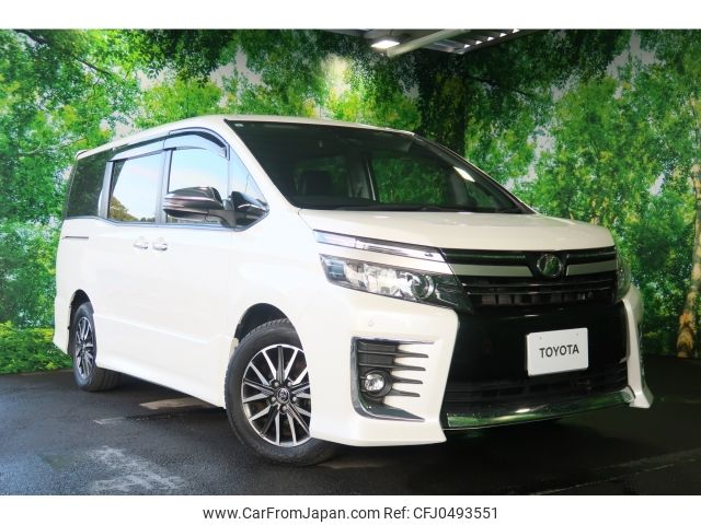 toyota voxy 2017 -TOYOTA--Voxy DBA-ZRR80W--ZRR80-0313705---TOYOTA--Voxy DBA-ZRR80W--ZRR80-0313705- image 1