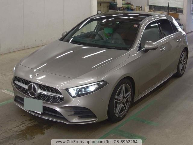 mercedes-benz a-class 2018 quick_quick_5BA-177084_WDD1770842J060029 image 2