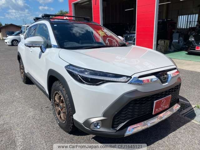 toyota corolla-cross 2023 CFJ1645121 image 1