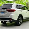 mitsubishi outlander 2016 CFJ1742357 image 3