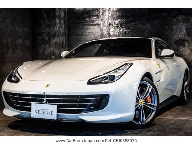 ferrari ferrari-gtc4lusso 2017 CFJ0858070 image 1